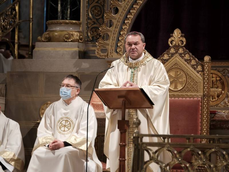 Krizmaszentelés (27).JPG